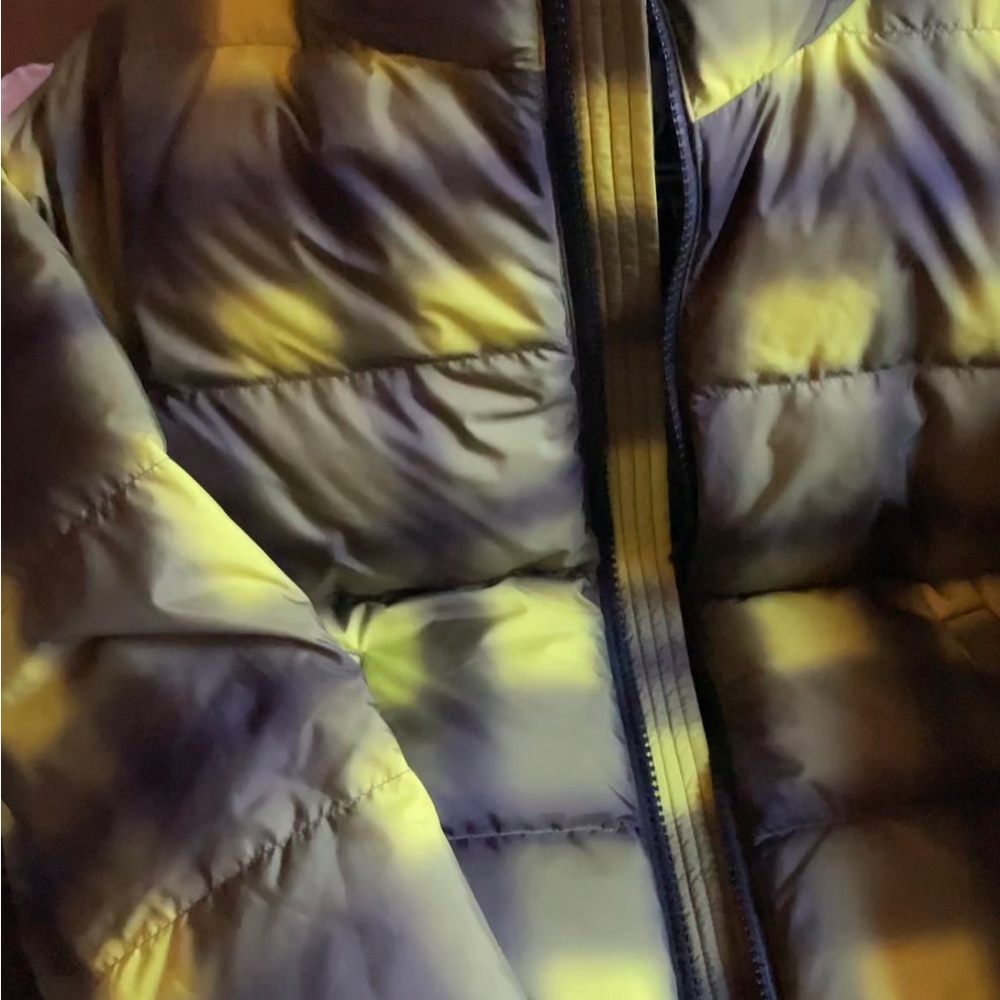 Moose Knuckles Oar River Down Jacket - Picture 9 of 9